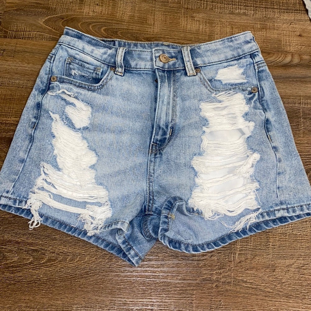 American Eagle High Waited Mom Shorts